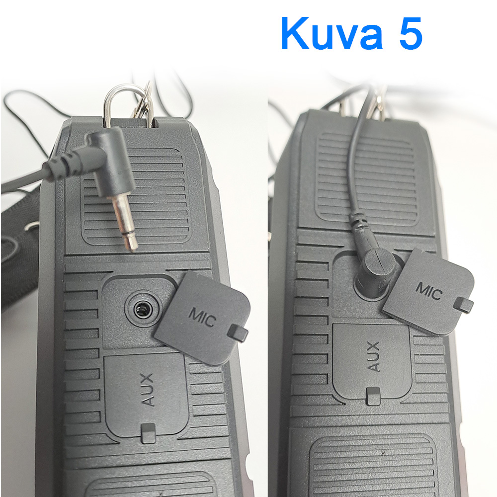 Kuvassa on kaksi vierekkäistä kuvaa laitteesta, jossa on AUX- ja MIC-liittimet. Vasemmalla puolella liitin on irrotettu ja oikealla puolella kytketty MIC-liittimeen.